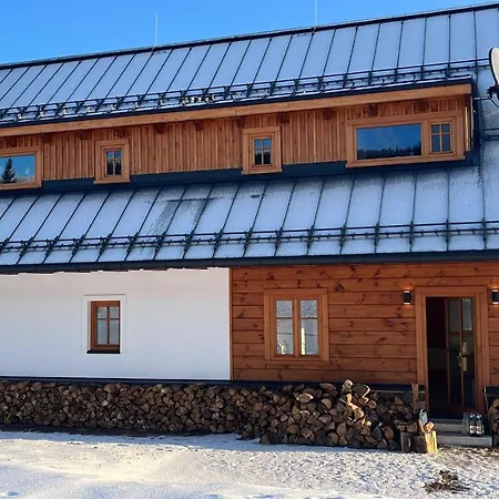 Pod Jelenkou Apartmán *